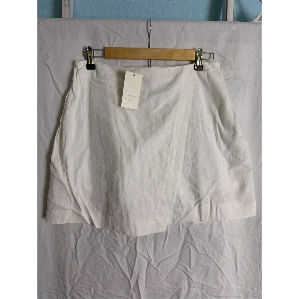 A New Day Wrap Skort size 8 - White - Linen/Rayon - NEW with tag Lady Skirt